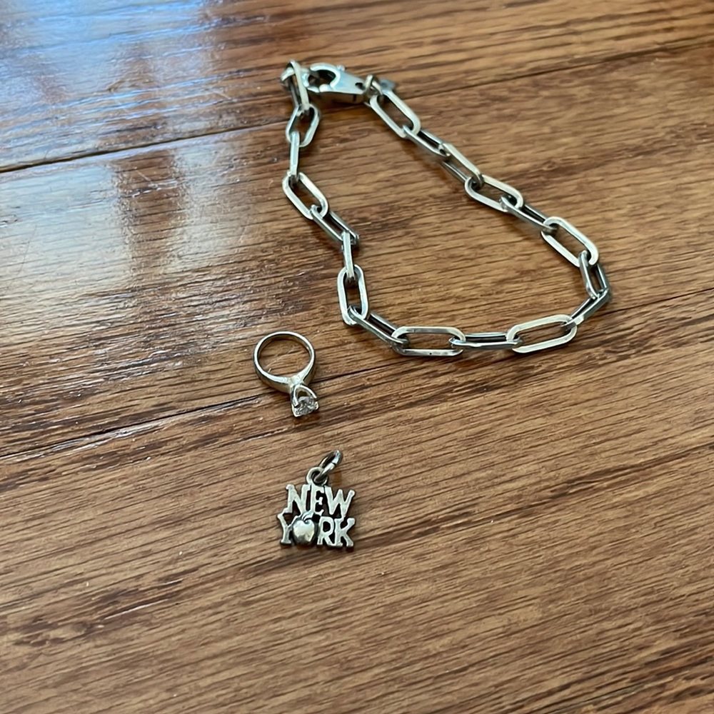 Sterling Silver .925 bracelet with 2 charms